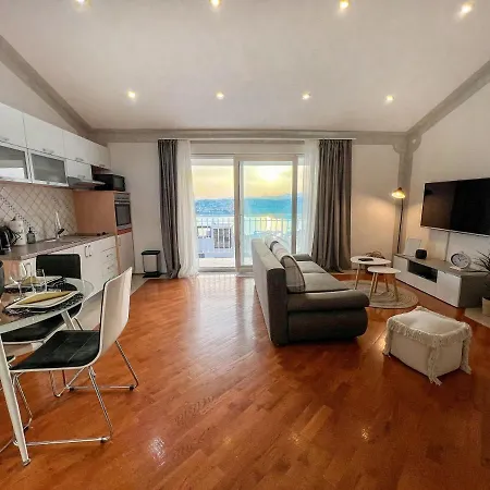 Oskar Apartmán Podstrana